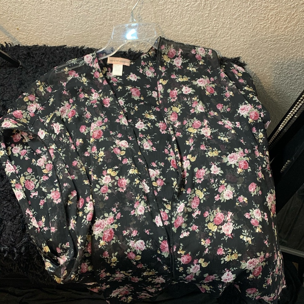 Black and floral kimono